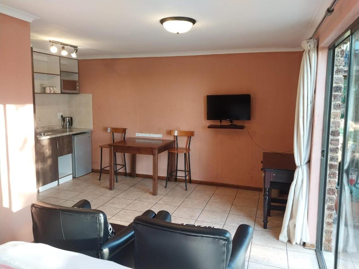 Kwena Maribane Lodge برونكهورستسبرويت المظهر الخارجي الصورة